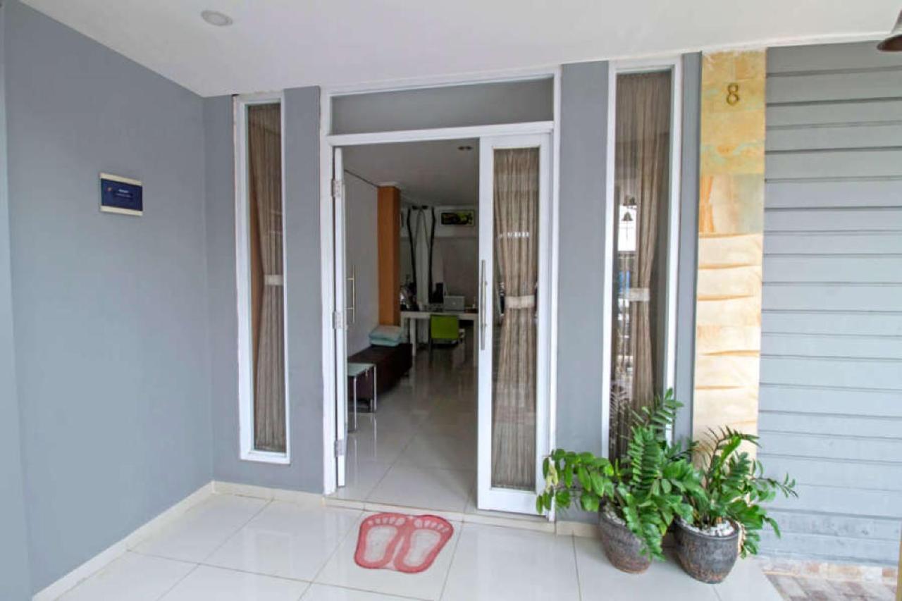 Reddoorz @ Pulomas Hotel Jakarta Buitenkant foto